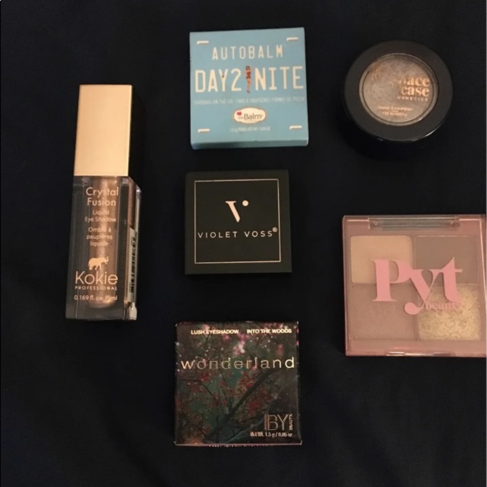 Makeup bundle !!! - Picture 3 of 6